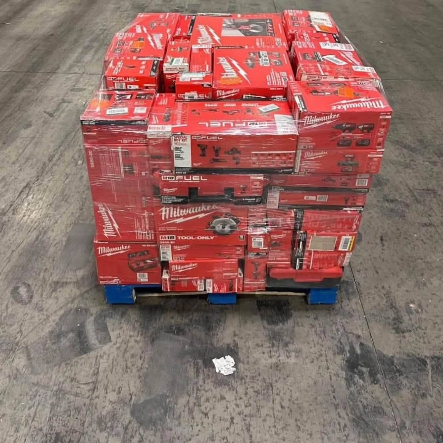 Wholesale 100% Milwaukee Pallet - Milwaukee M18 FUEL Drill Kits, Impact Wrenches, M18 Batteries, Packout - Home Depot Overstock | PalletReturnsUK - Image 6