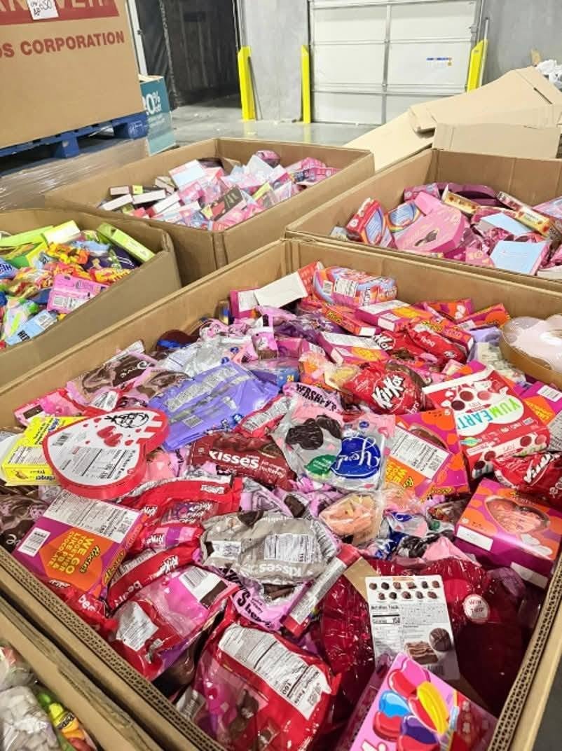 Wholesale Seasonal Candy Pallet - Peeps SunnyD, Hershey's Kisses, Russell Stover, Minecraft, Nerds, Life Savers, Ghirardelli - Walmart / Target Overstock | PalletReturnsUK - Image 6