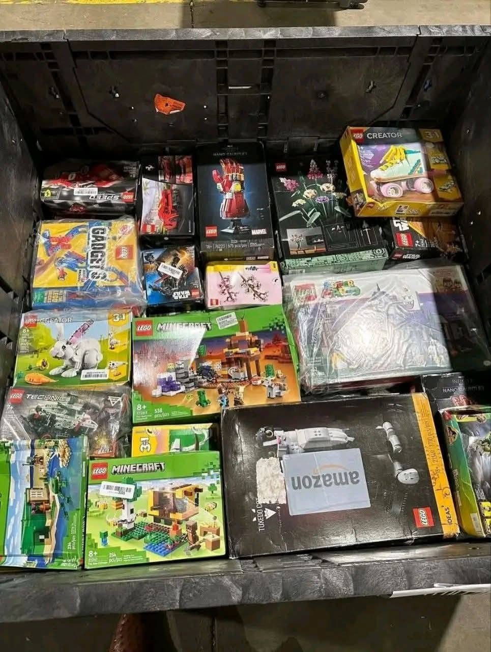 Wholesale 100% LEGO Pallet - LEGO Ideas Tuxedo Cat 21349, Marvel Nano Gauntlet 76223, Minecraft, Technic, Creator, Ninjago | PalletReturnsUK - Image 2