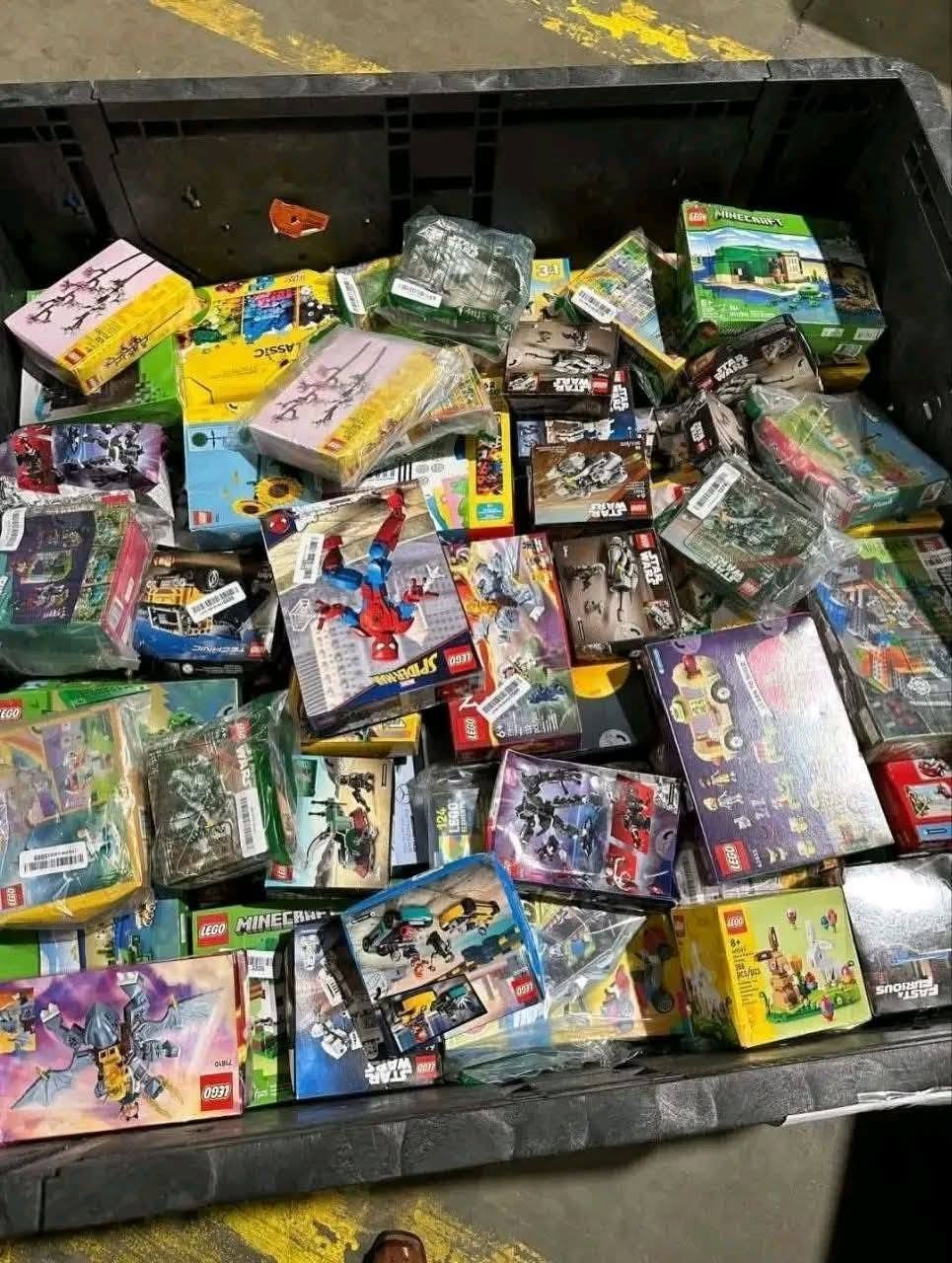 Wholesale 100% LEGO Pallet - LEGO Ideas Tuxedo Cat 21349, Marvel Nano Gauntlet 76223, Minecraft, Technic, Creator, Ninjago | PalletReturnsUK - Image 4