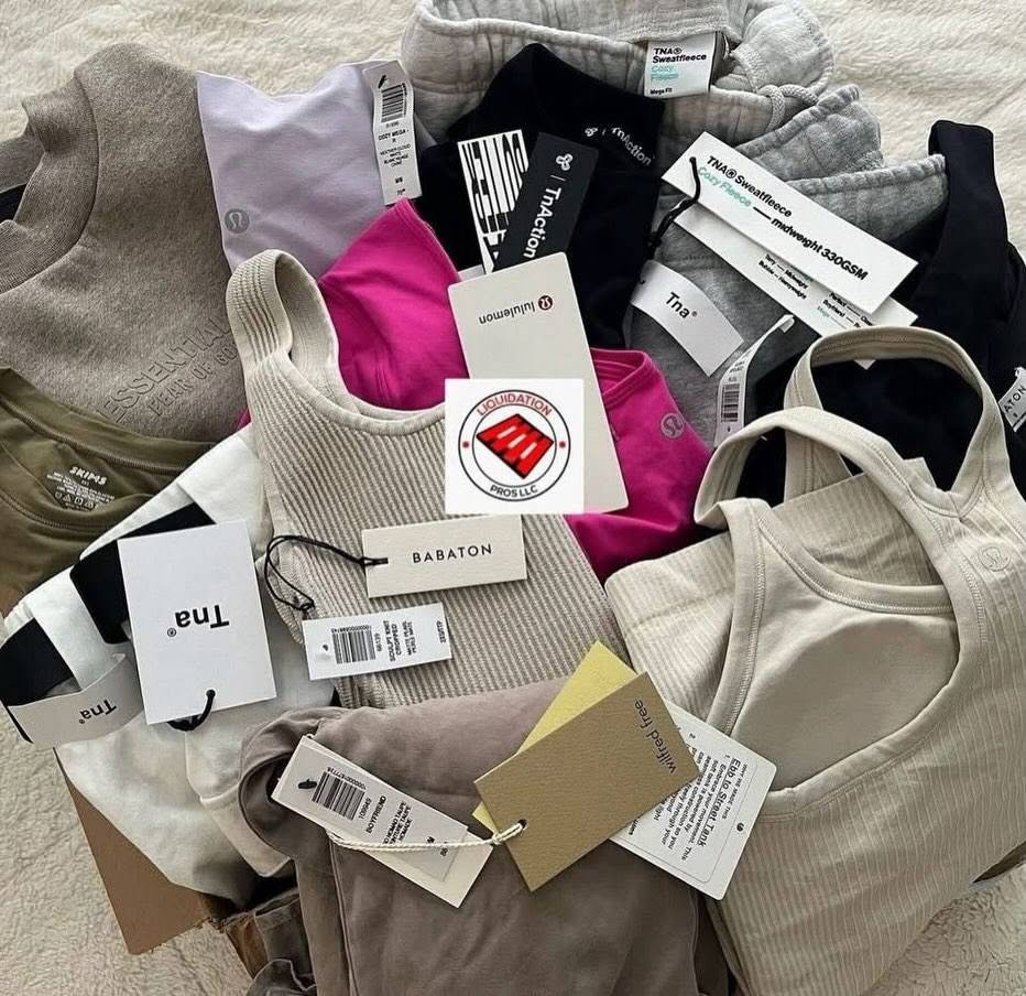 Wholesale Lululemon & Aritzia Pallet - 100% Lululemon + Aritzia - Wilfred, Babaton, TNA, Contour, Gymshark | PalletReturnsUK