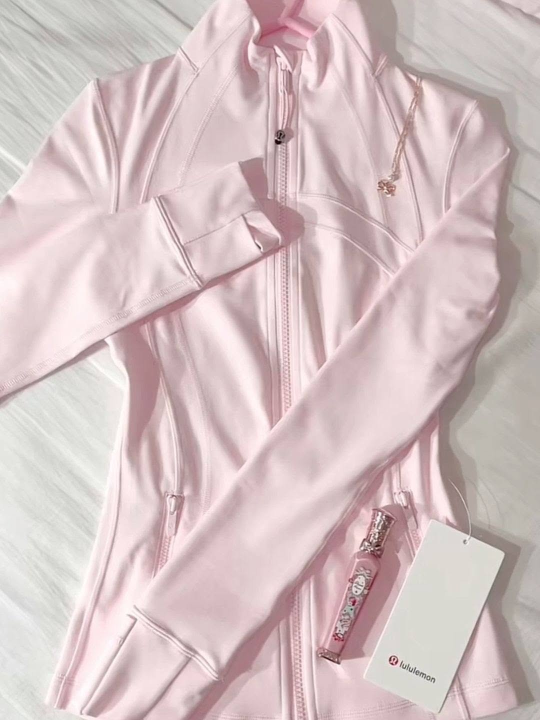 Wholesale Lululemon & Aritzia Pallet - 100% Lululemon + Aritzia - Wilfred, Babaton, TNA, Contour, Gymshark | PalletReturnsUK - Image 3