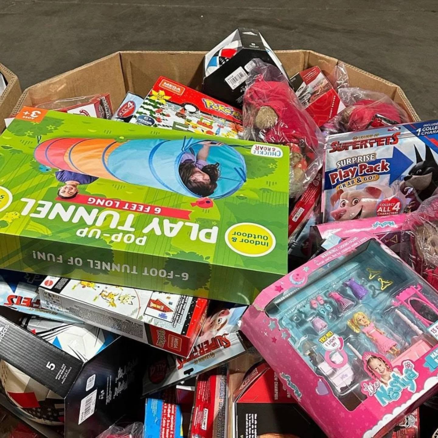 Wholesale Mixed Toy Pallet - Pokemon Holiday Calendar, Gabby's Dollhouse, Adidas, PAW Patrol, Transformers, Disney | PalletReturnsUK - Image 4