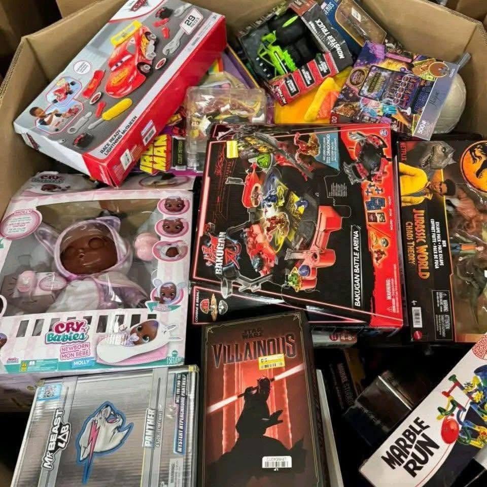 Wholesale Mixed Toy Pallet - Hot Wheels, Disney Wish, Jurassic World, Cry Babies, Star Wars, Bakugan, LEGO Star Wars 75386 | PalletReturnsUK - Image 4