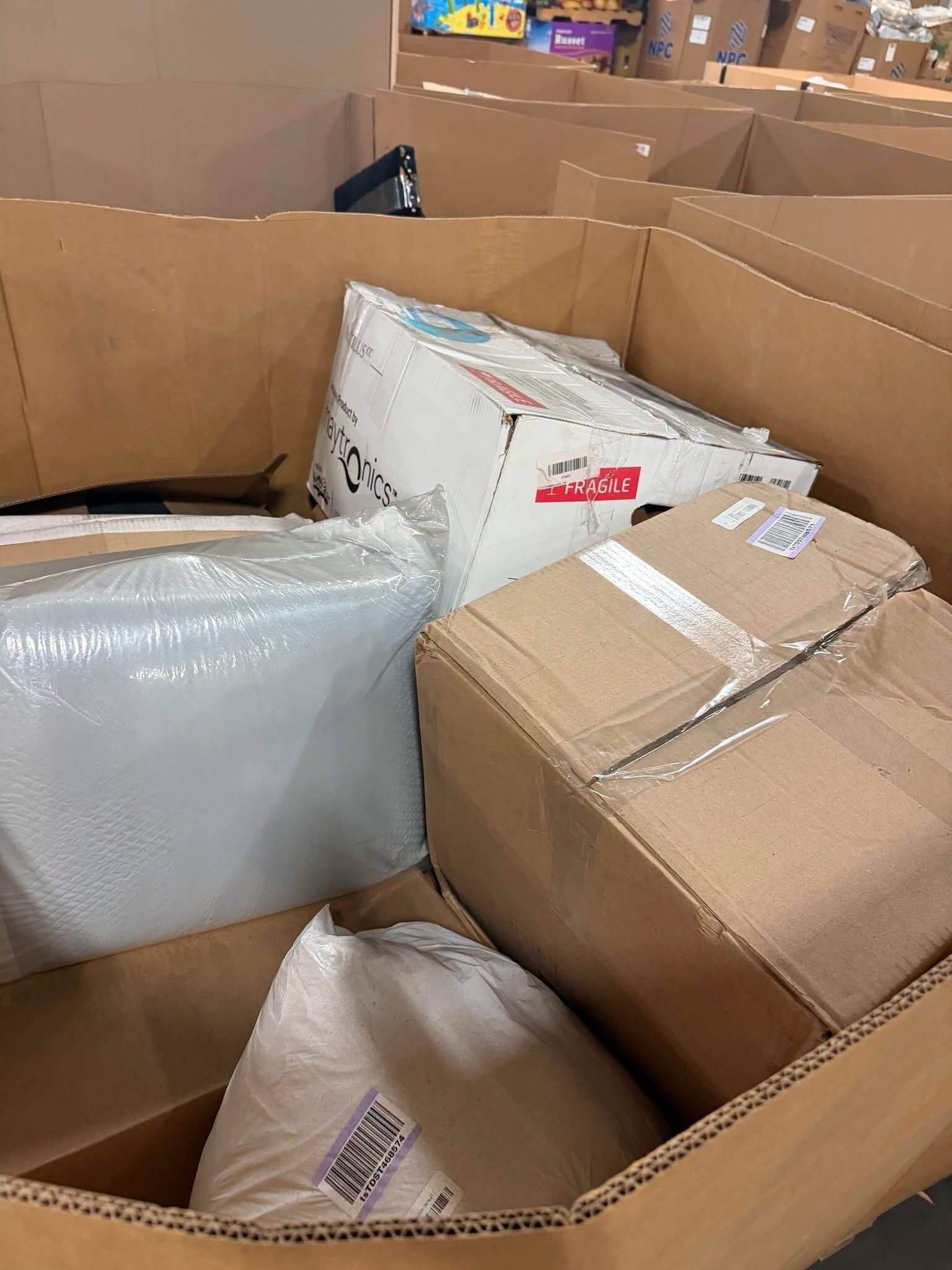 Amazon Mystery Box Pallet - Mixed Amazon Returns - MED-L / MED-LE - Unopened Customer Returns | PalletReturnsUK - Image 4